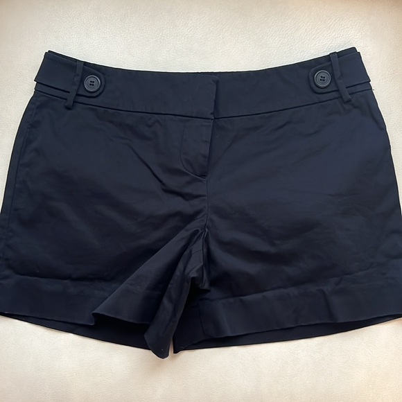 LOFT shorts- size 0, black cotton sateen, like new - Picture 2 of 4